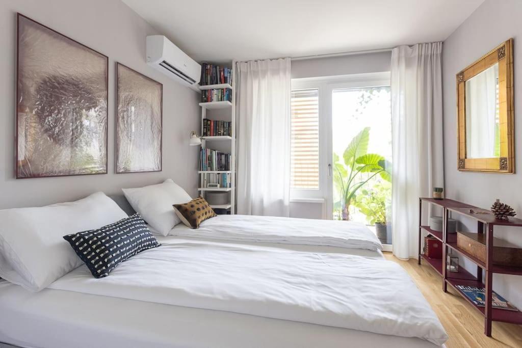 Dream Apartment - Central And Quiet With Ac And Free Parking Garage Viena Exterior foto